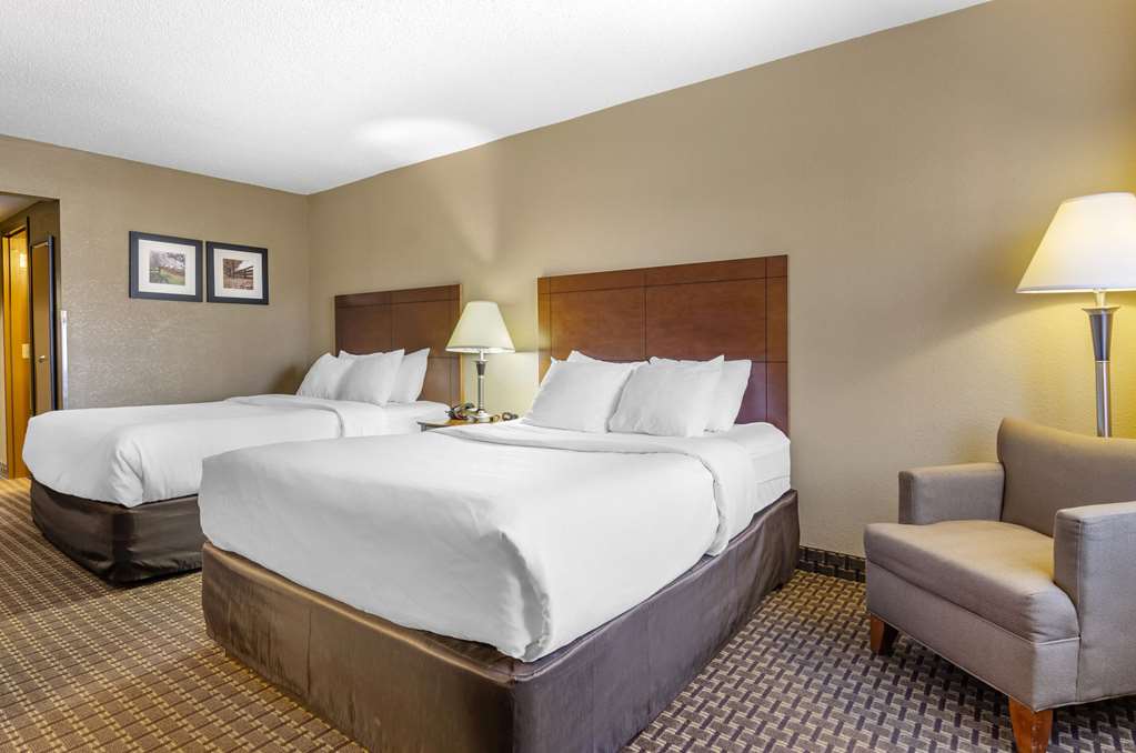 Comfort Inn & Suites Raphine Lexington near I 81 and I 64 - photo 9