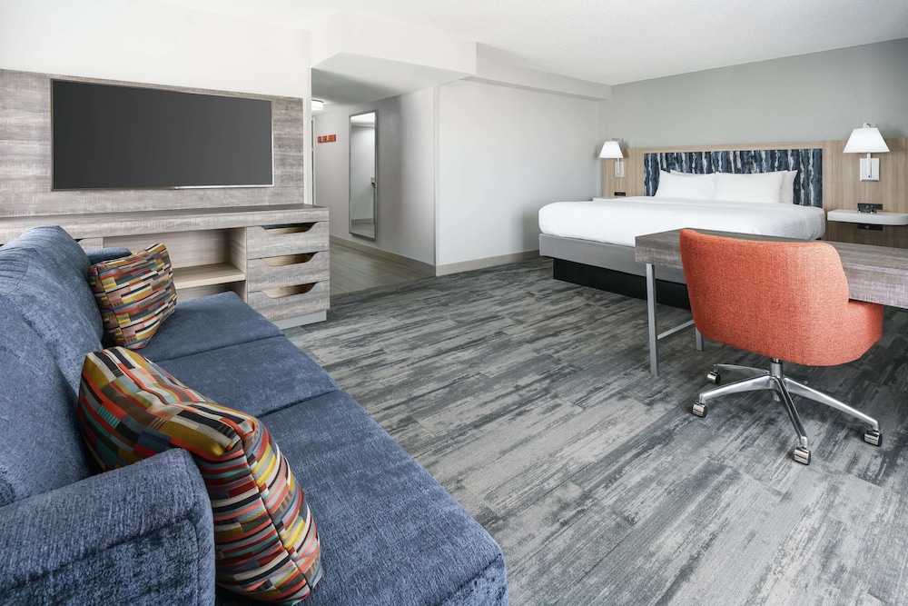 Hampton Inn & Suites Tampa Ybor City Downtown - photo 10