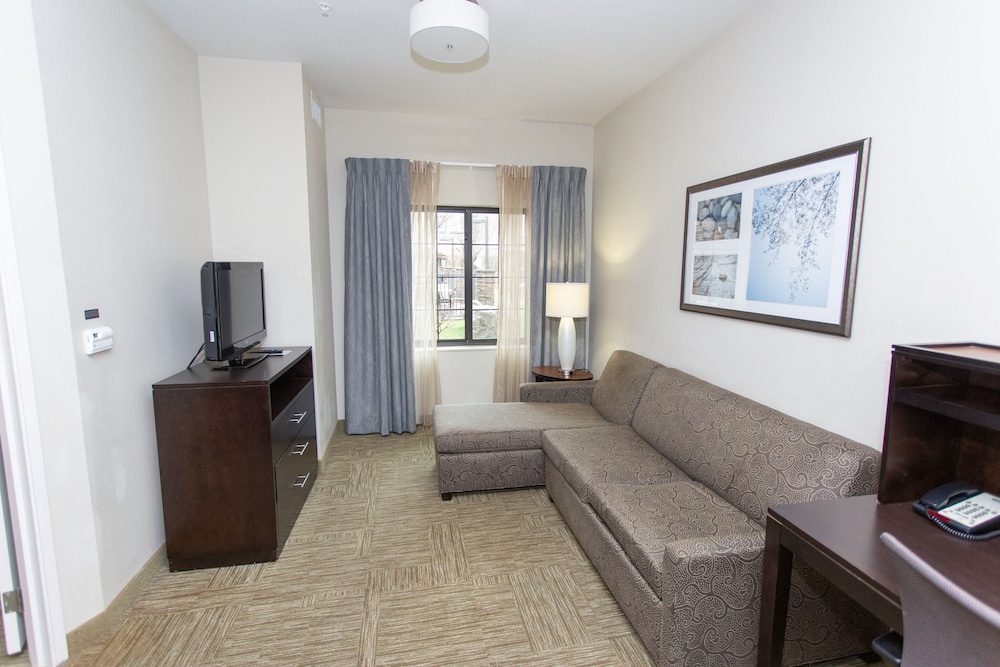 Staybridge Suites Bowling Green by IHG - photo 27