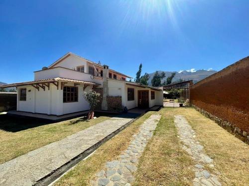 Tio Jhony's Cottage — 4-Star Luxury Hotel in Huaraz, Peru