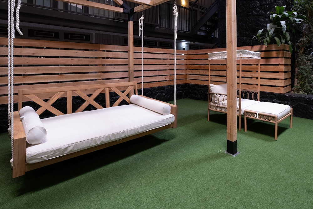 The Westerner Extended Stay - photo 35