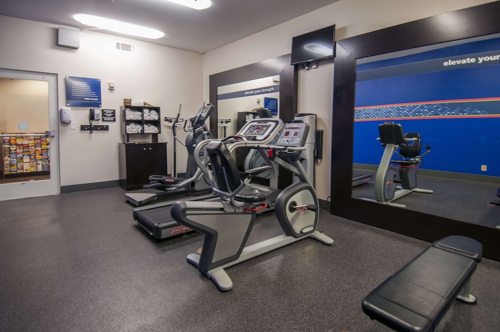 Hampton Inn & Suites Waxahachie - photo 27
