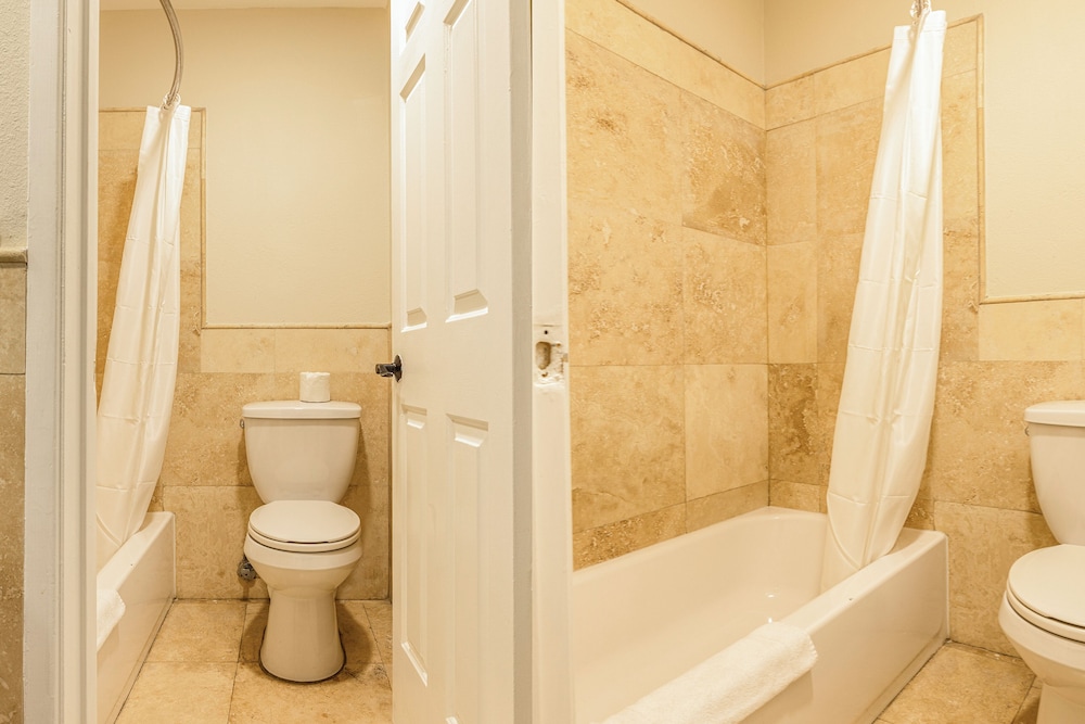 Quality Inn Victorville I 15 - photo 20