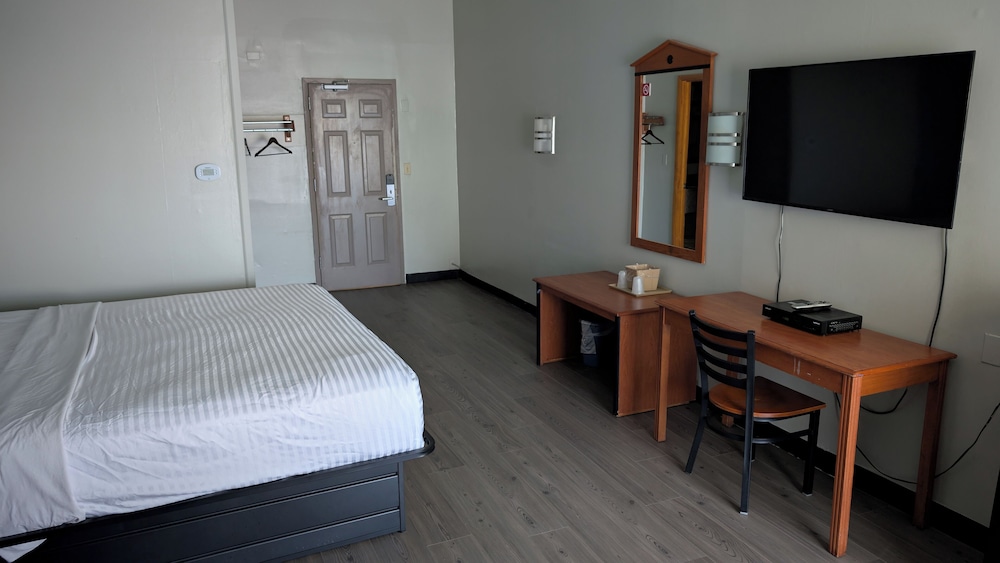 Crystal Inn Neptune - photo 9