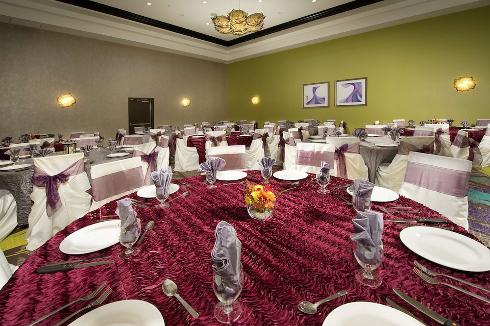 Hilton Garden Inn College Station - photo 35