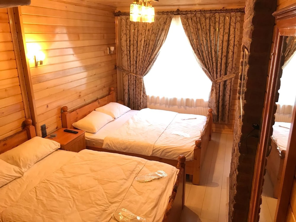 Onur Sena Butik Otel — Dereli