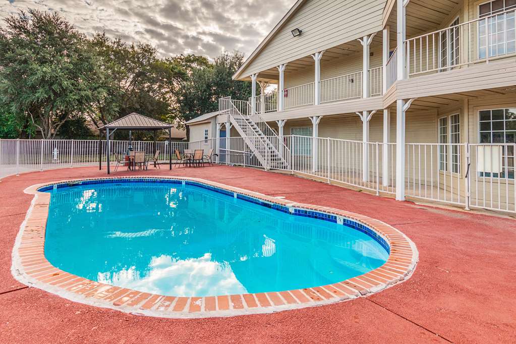 Motel 6 Waxahachie TX - photo 10