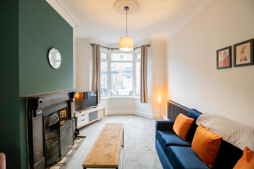 Charming House Perfect For Long Stays — 4-Star Luxury Hotel in Bishop Auckland, United Kingdom