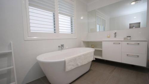 Lindyloo 13 Binda St Hawks Nest — Hawks Nest — photo 5