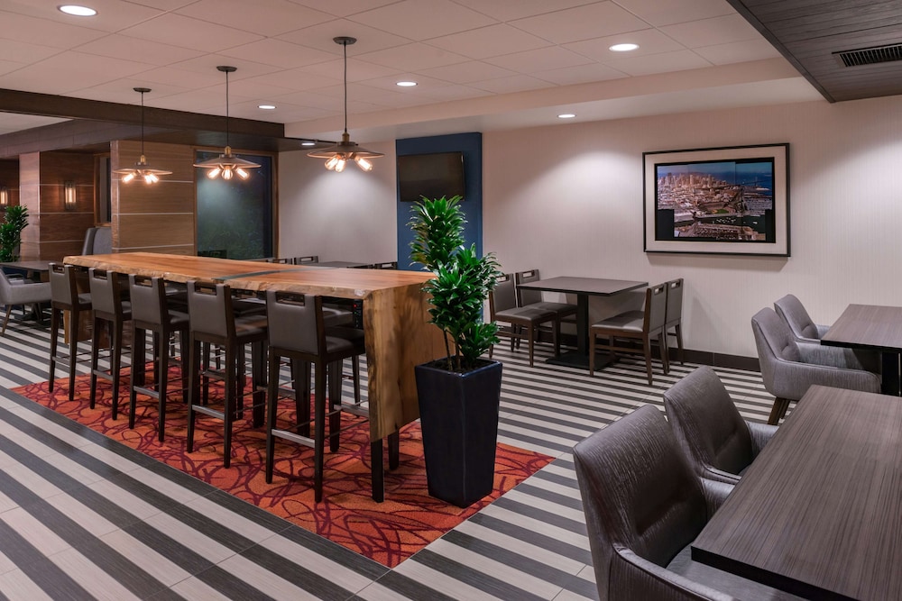 Hampton Inn San Francisco Downtown Convention Center - photo 115