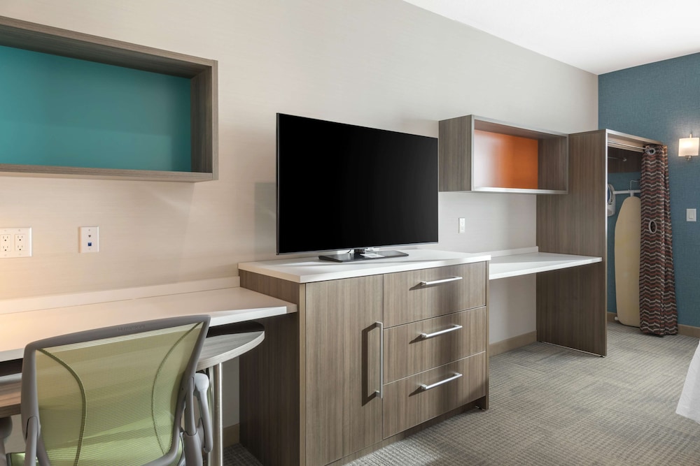 Home2 Suites by Hilton Redlands Loma Linda - photo 21