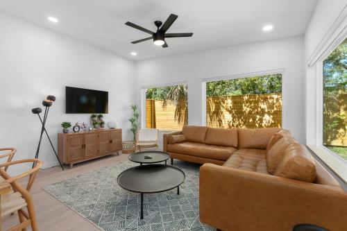 The Peaceful Puffin New Modern 5 min to Town in Saint Augustine, United States