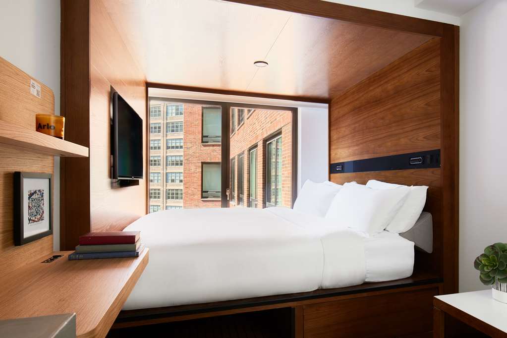 Arlo Soho - photo 16