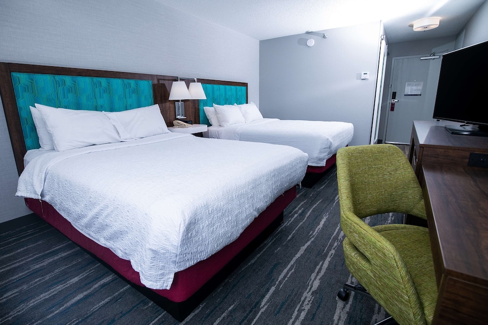 Hampton Inn Pickwick Dam At Shiloh Falls - photo 17