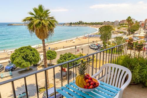 La Casa di Elvira — 4-Star Luxury Hotel in Giardini-Naxos, Italy