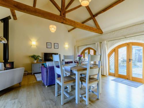 1 Bed in Sheriffs Lench 89306 — Pershore — photo 5