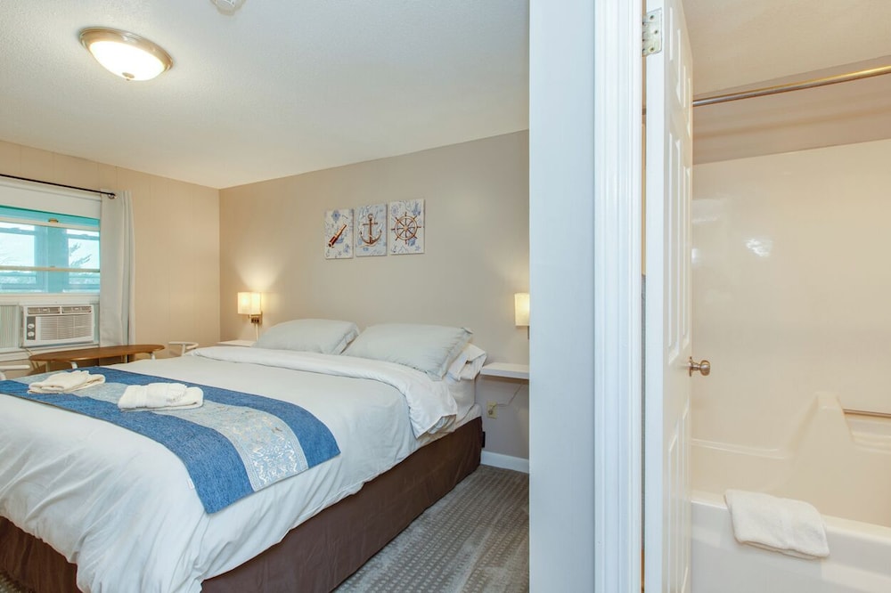 Lake Shore Farm Inn - photo 22