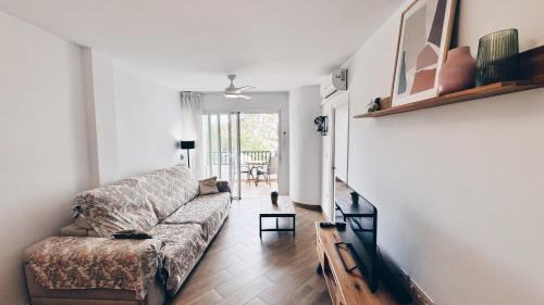 Motril Carpe Diem Primera Linea de Playa in Motril, Spain