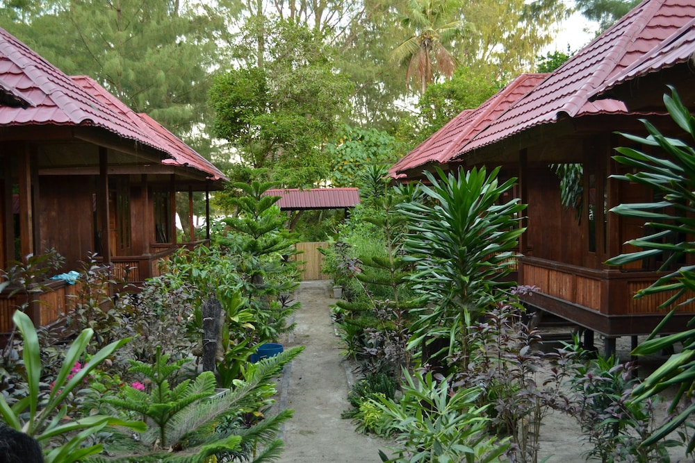 Hoga Dive Inn Wakatobi in Kendari, Indonesia