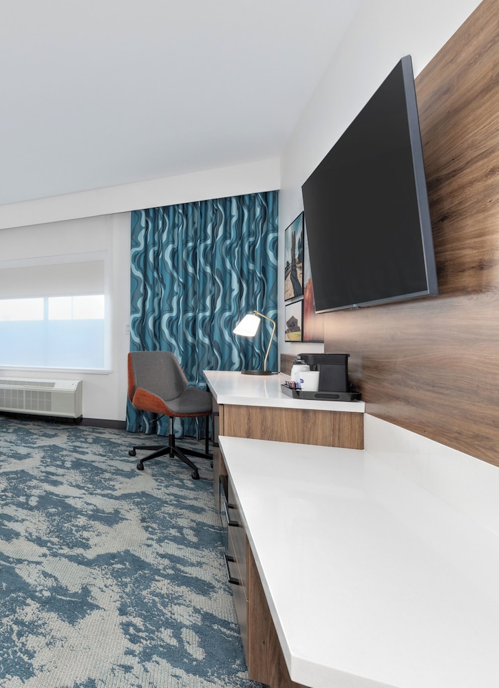 Hampton Inn & Suites by Hilton Irving Hwy 183 - photo 10
