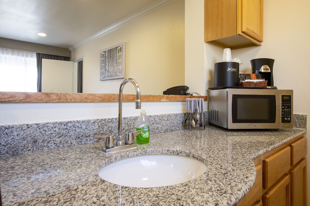 Hotel Aspen InnSuites Flagstaff Grand Canyon - photo 48