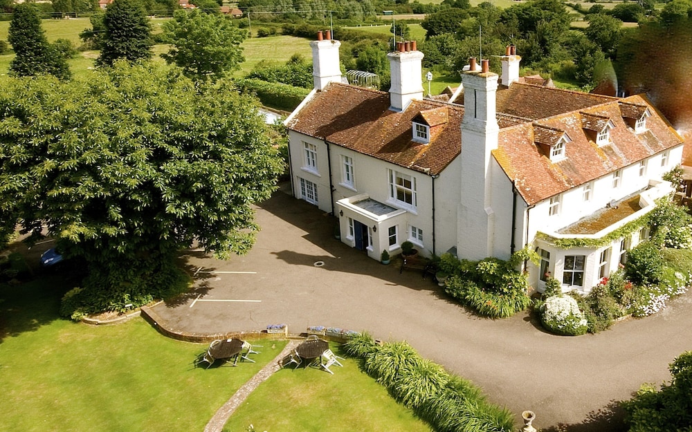 Wartling Place Country House — 4-Star Luxury Hotel in Hailsham, United Kingdom
