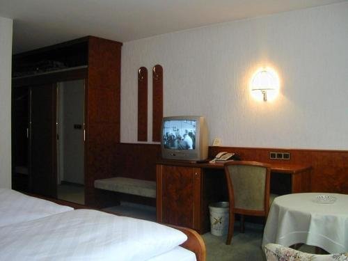 Hotelpension Seeblick — Bad Bergzabern — photo 5