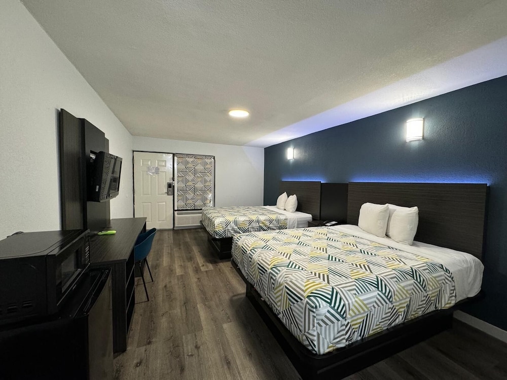 Motel6 Greenwood MS - photo 11