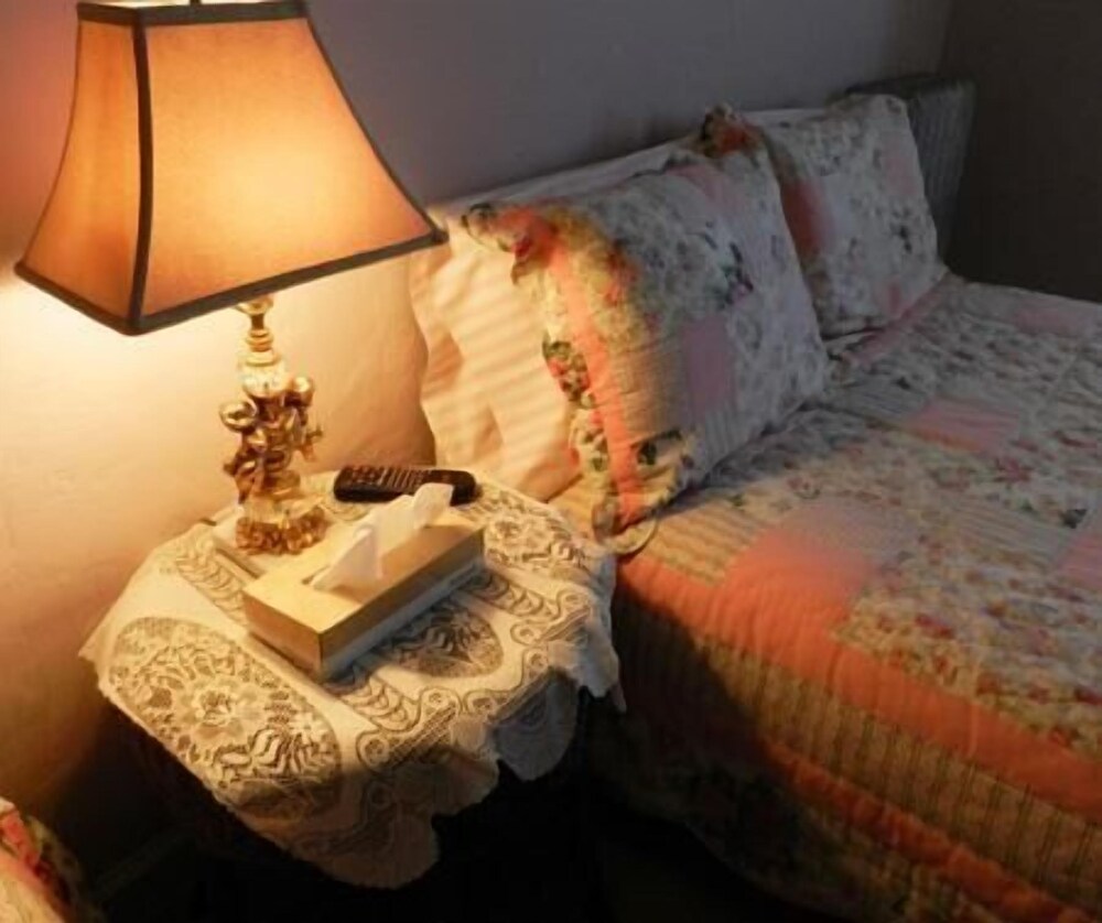 La Plaza Inn - photo 14