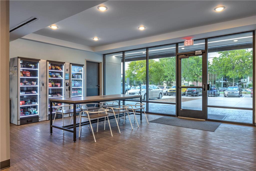 ECHO Suites Extended Stay by Wyndham Dallas Plano Richardson - photo 6