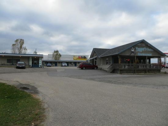 Trapper’s Choice Inn & Restaurant in Parry Sound, Canada