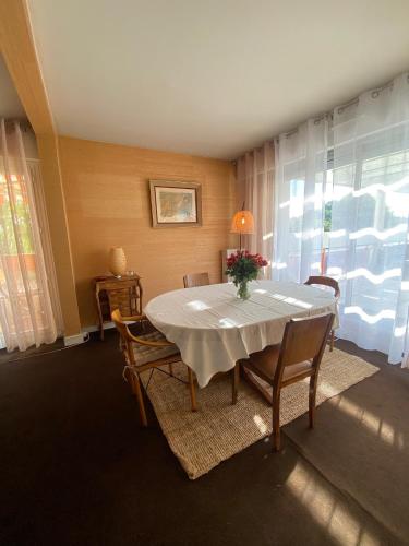 Citadine — Montrouge