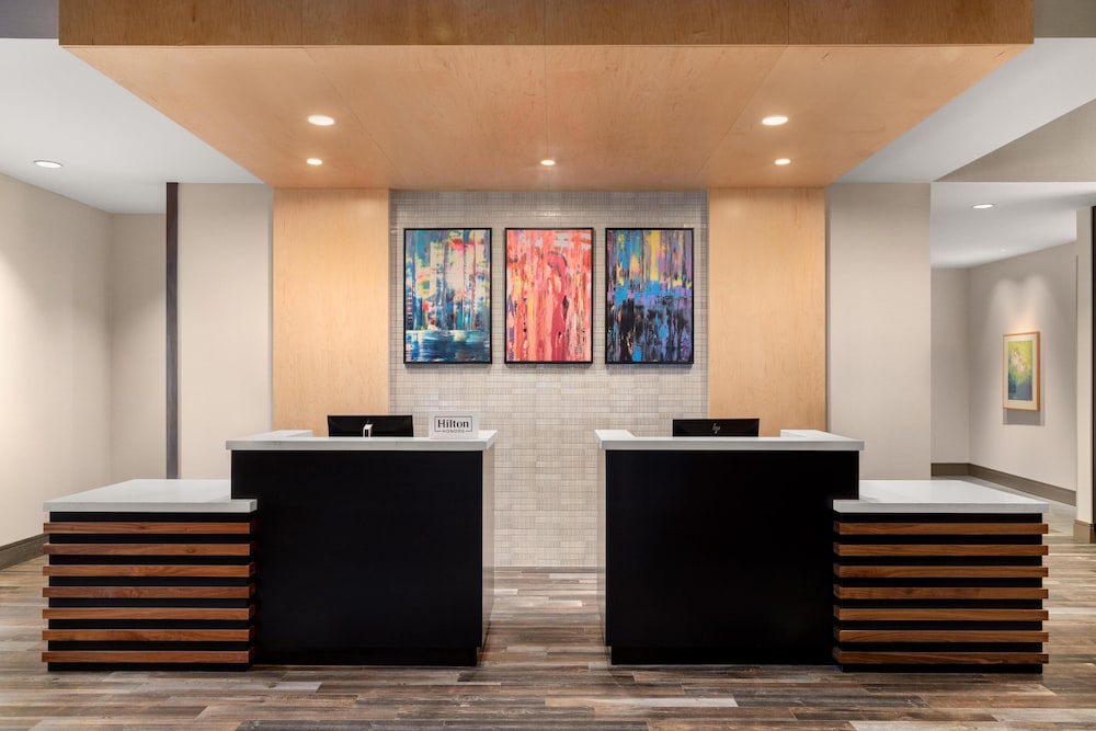 Hilton Garden Inn Burlington Downtown - photo 9