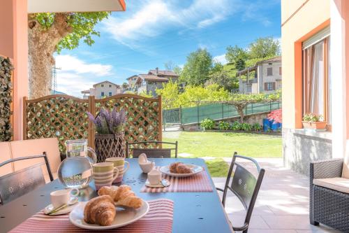 Casa dei Platani Wi Fi Parking Free — 4-Star Luxury Hotel in San Siro, Italy