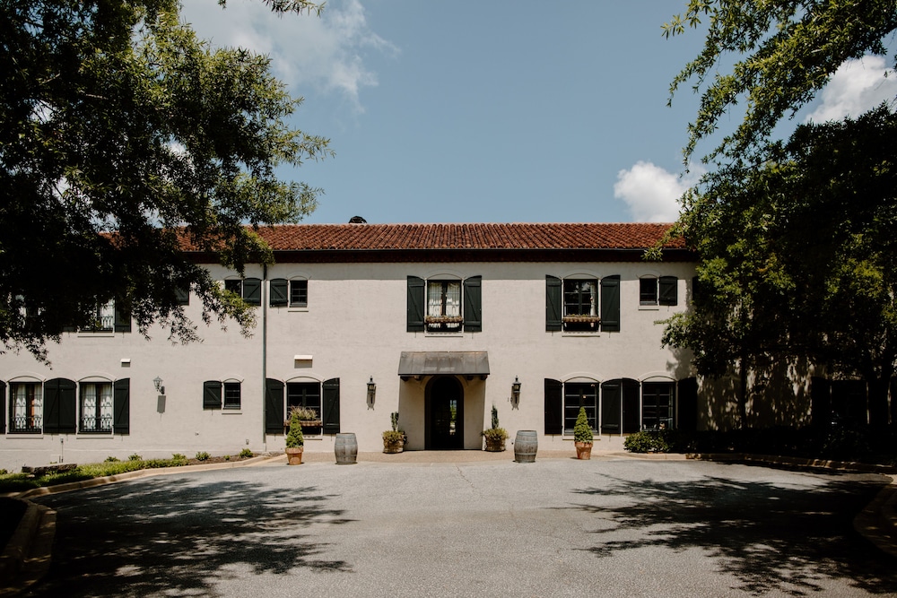 Hotel Domestique - featured photo