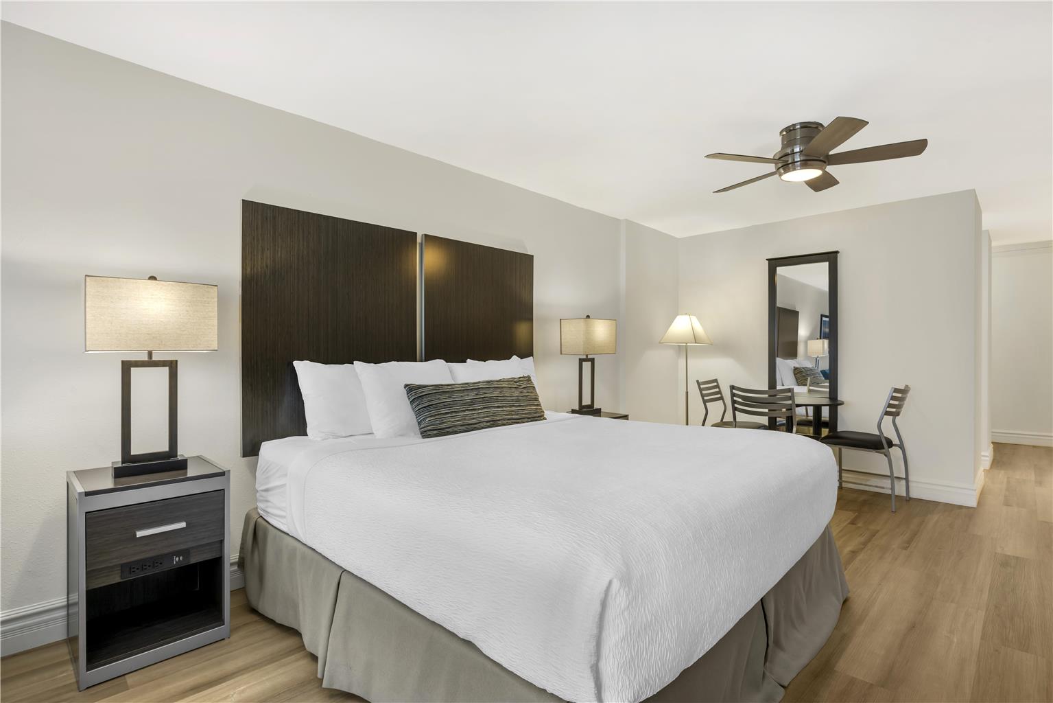 Best Western Pier Point Inn - photo 19