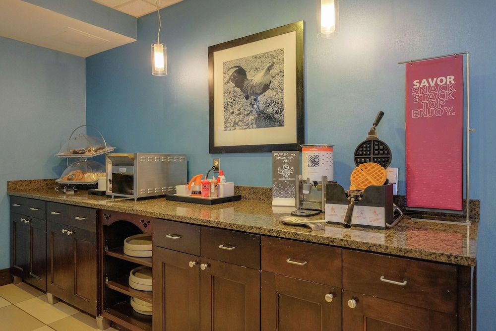 Hampton Inn Edenton - photo 64