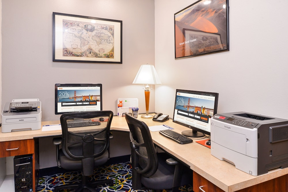 Holiday Inn Express & Suites Alamosa by IHG - photo 26