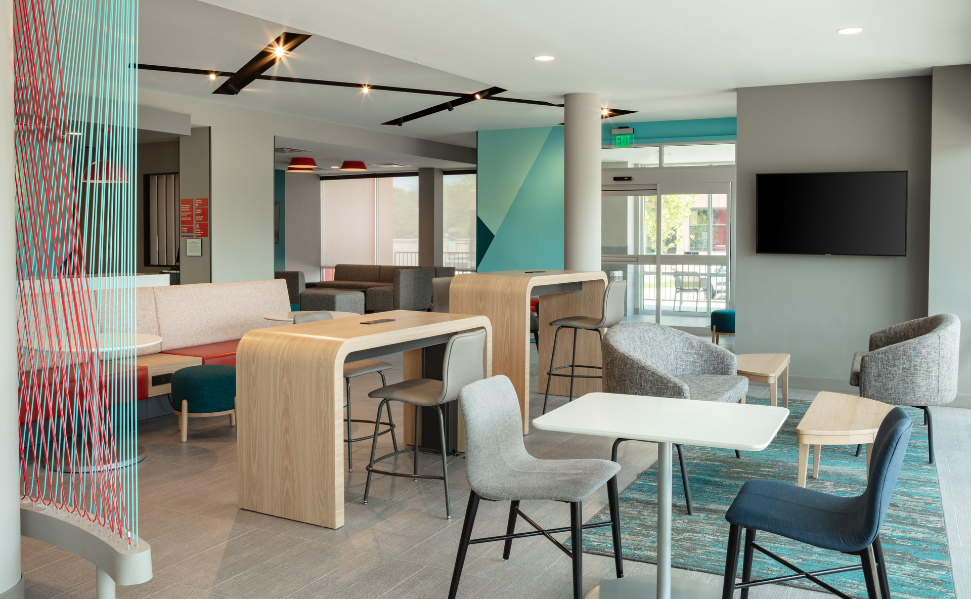 avid hotels Madison Monona by IHG - photo 8