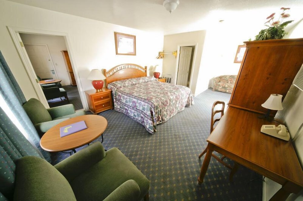 Rainbow Lodge and Inn - photo 24