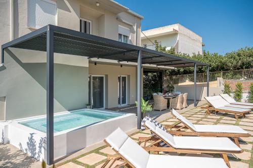 Happyhouse Villa — 4-Star Luxury Hotel in Kissamos, Greece