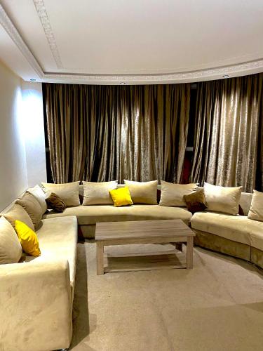 Appartement luxe à tanger wifi gratuit — 4-Star Luxury Hotel in Tangier, Morocco