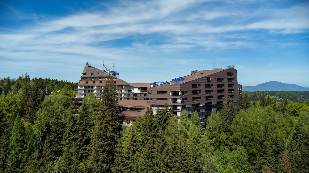 Alpin Resort Hotel in Brasov, Romania