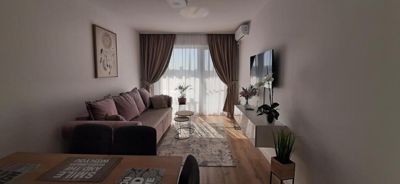 Apartament Luca P4b Oradea Prima Residence — 4-Star Luxury Hotel in Oradea, Romania