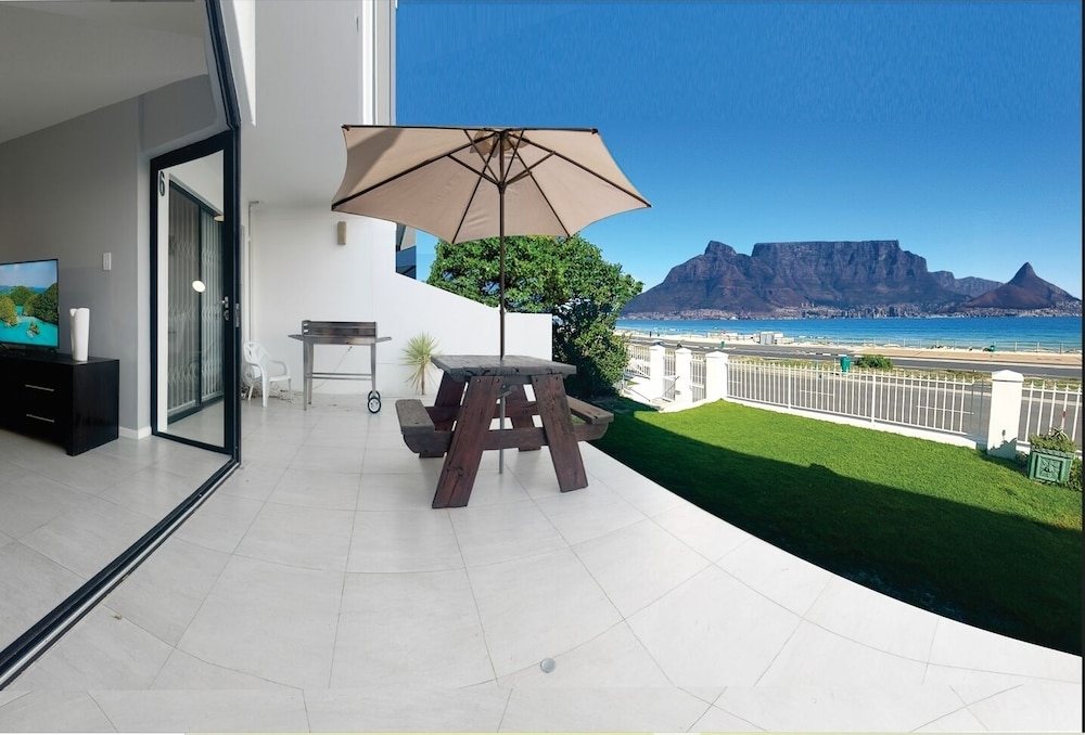 Cap Du Mont Cape Town — 4-Star Luxury Hotel in Cape Town, South Africa