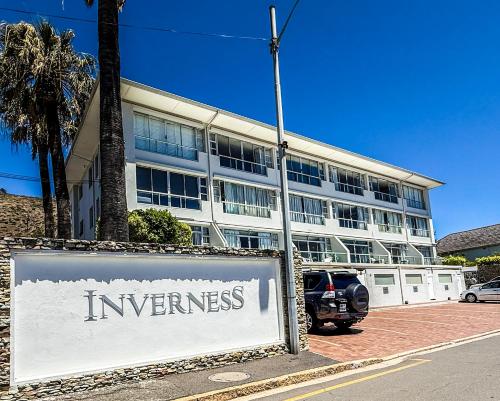INVERNESS 14 Camberwell Road SEA POINT BEST LOCATION super luxury one bedroom with pool balcony garden & Sea Views