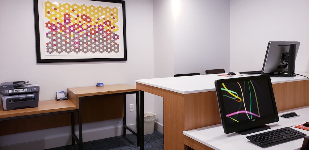 Holiday Inn Express Hotel & Stes Mt. Arlington Rockaway Area by IHG - photo 48