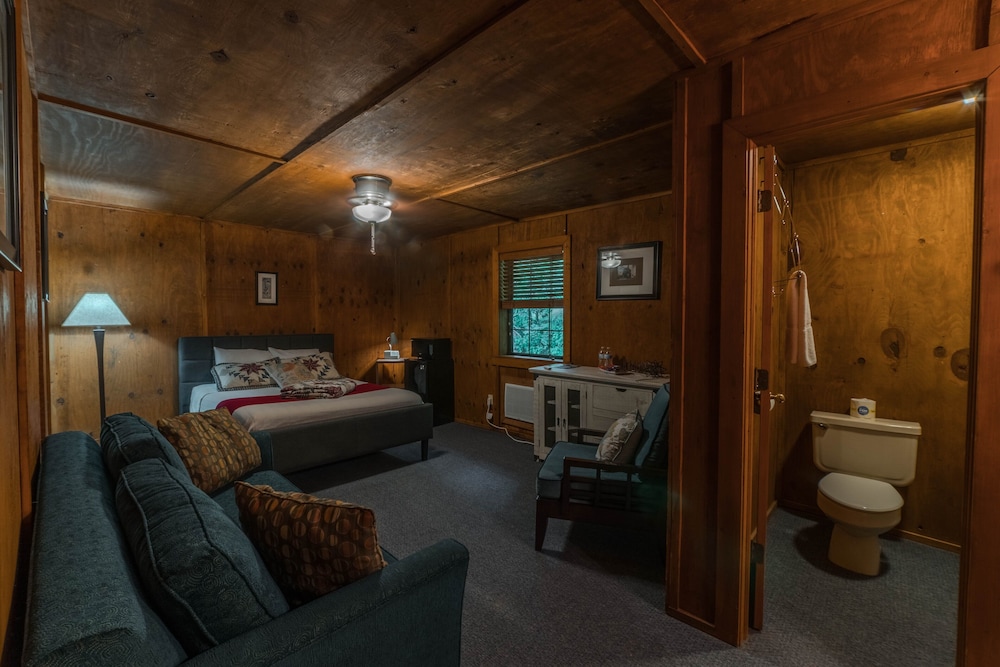 Sugar Creek Retreat - photo 15