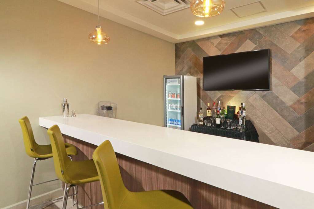 Bar/Lounge
