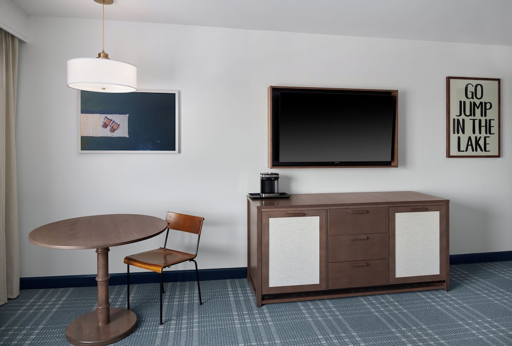 Hotel Canandaigua Tapestry Collection by Hilton - photo 18